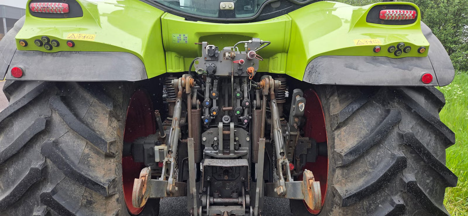 Tracteur CLAAS Arion 550