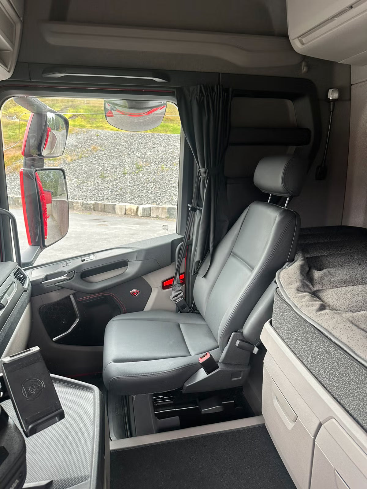 Camion à copeaux de bois Scania R590