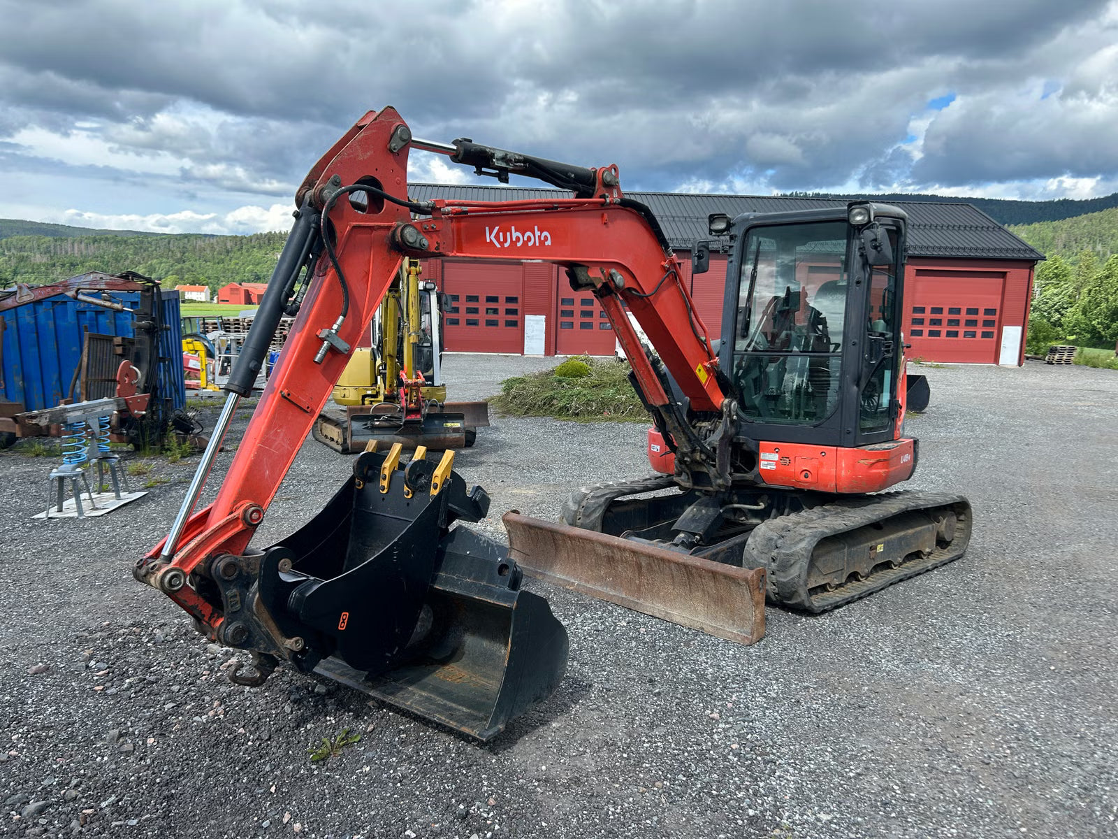Mini Pelle Kubota U48-4 + Tiroir de ponçage hydraulique