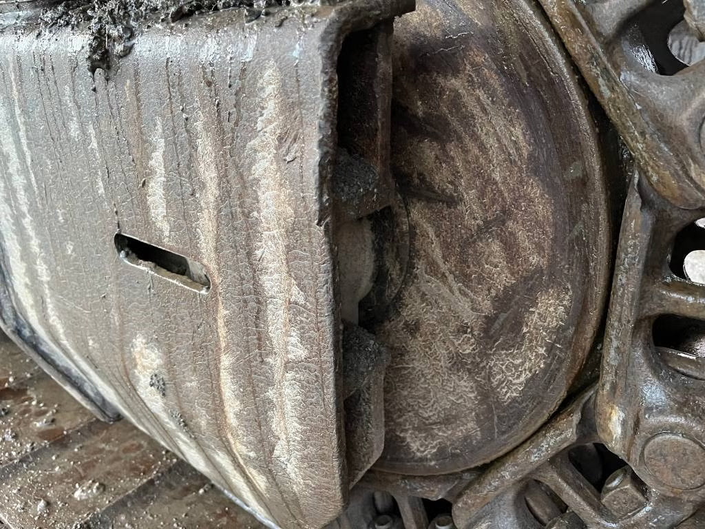 Pelle Hitachi ZX 225 US LC-6