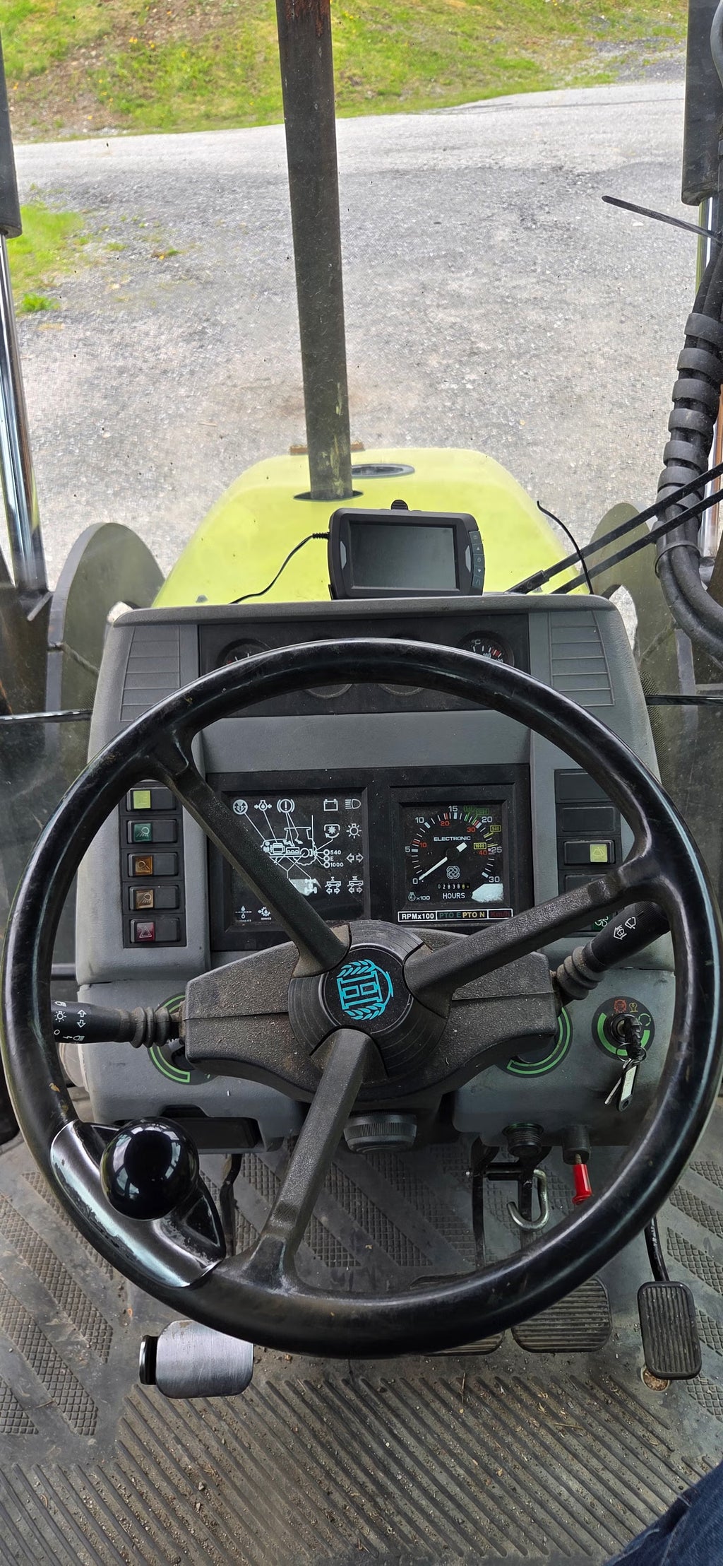 Tracteur Hurlimann XT 910.4