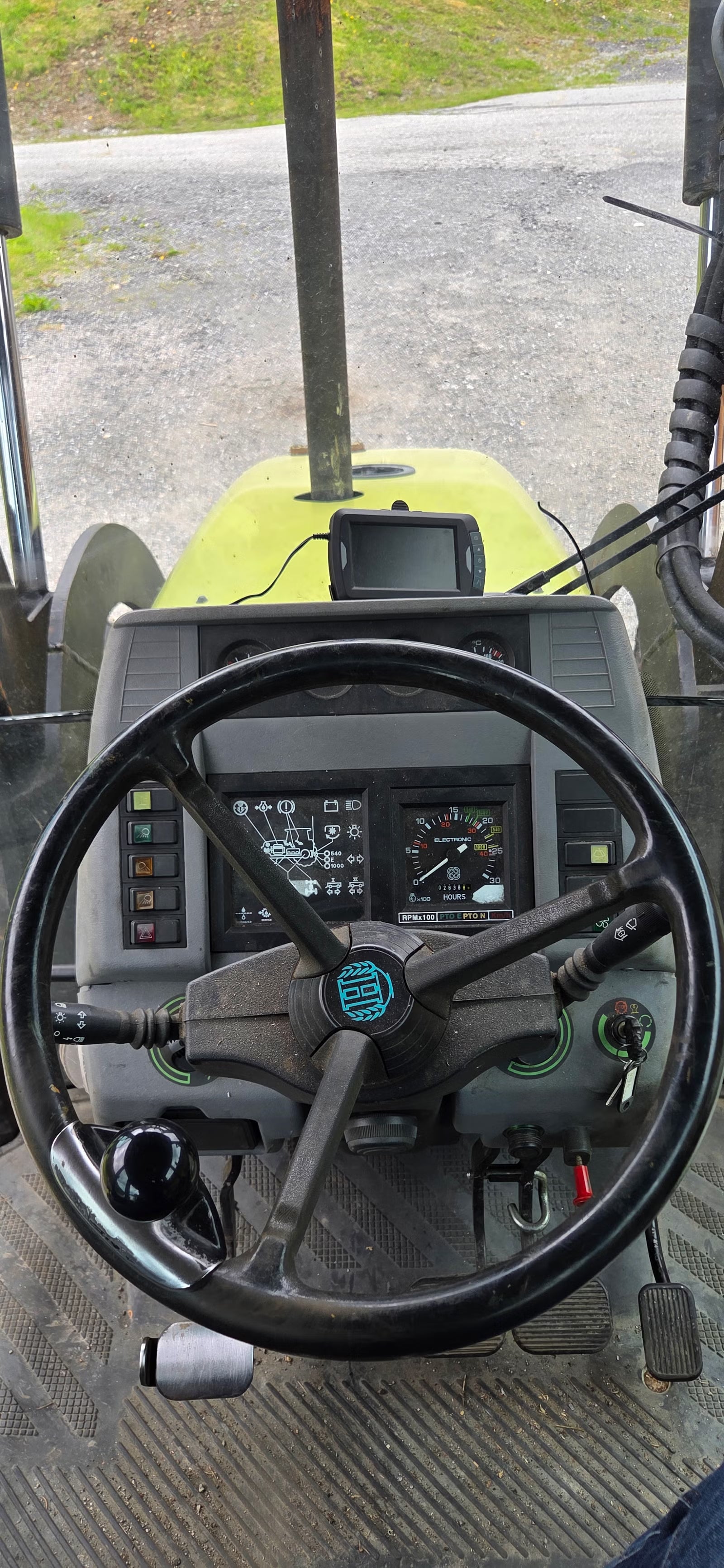 Tracteur Hurlimann XT 910.4