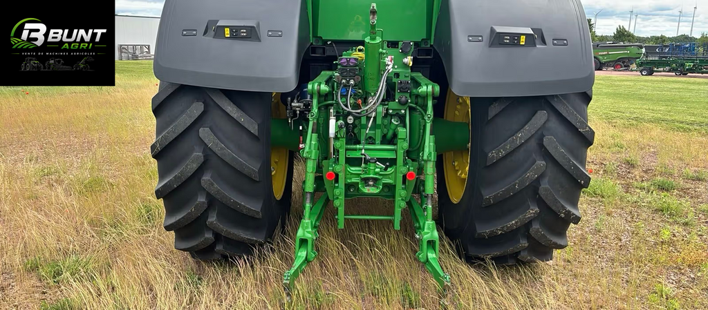 Trattore John Deere 7R 330 2023