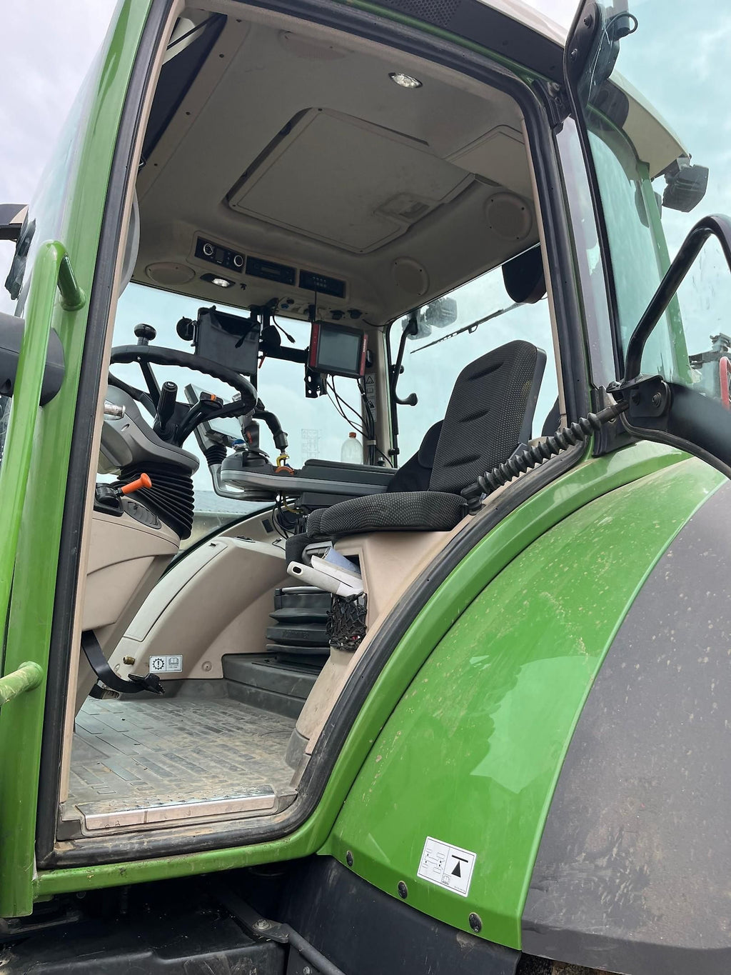 Tracteur Fendt 724 S4