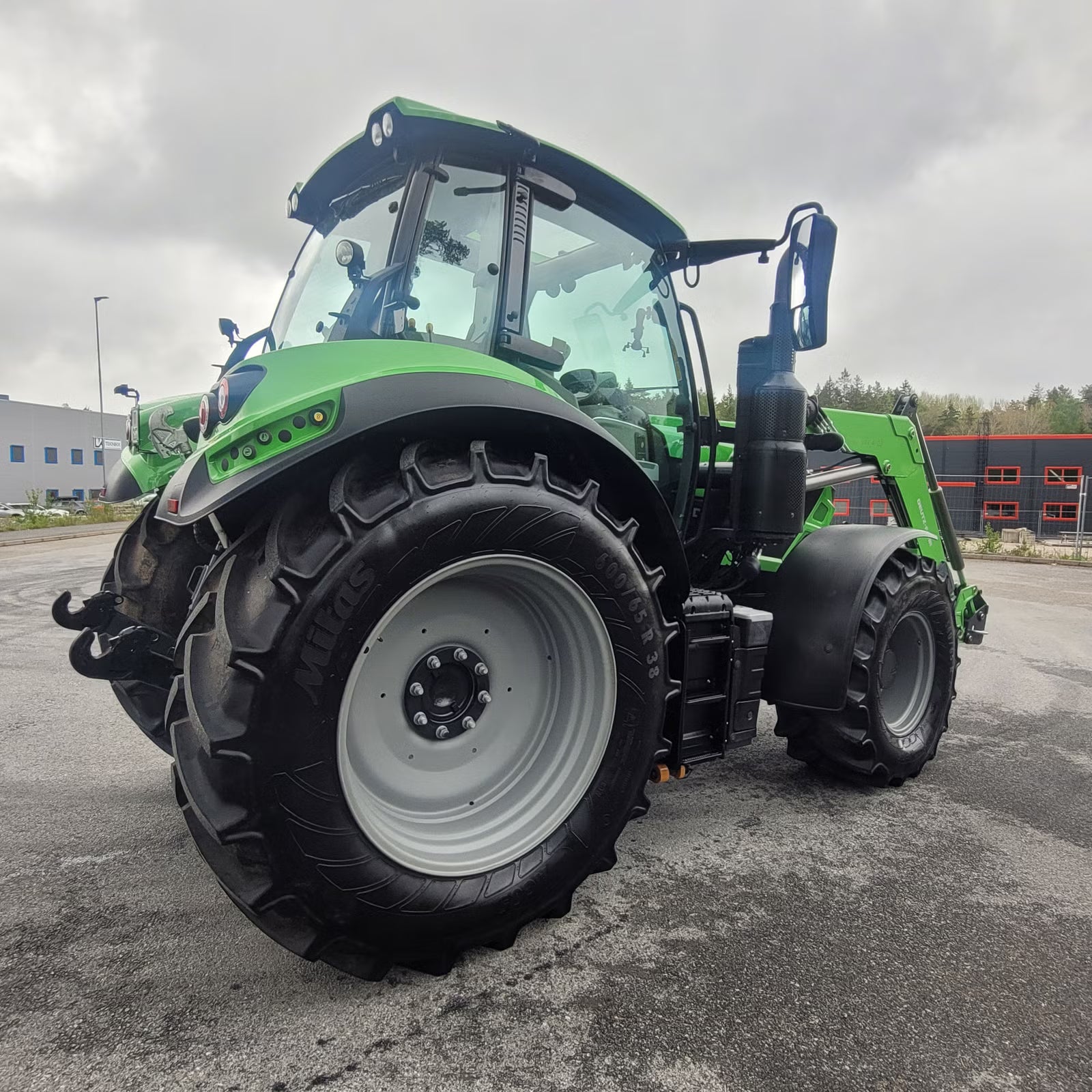 Tracteur Deutz Fahr Agrotron 6130