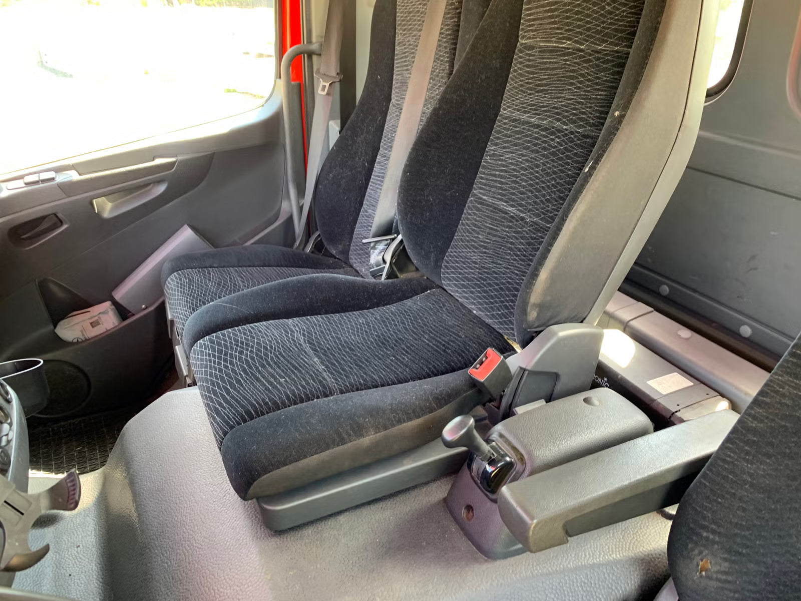 Camion Mercedes-Benz Atego 1224 2017 - Dépanneuse 238 ch