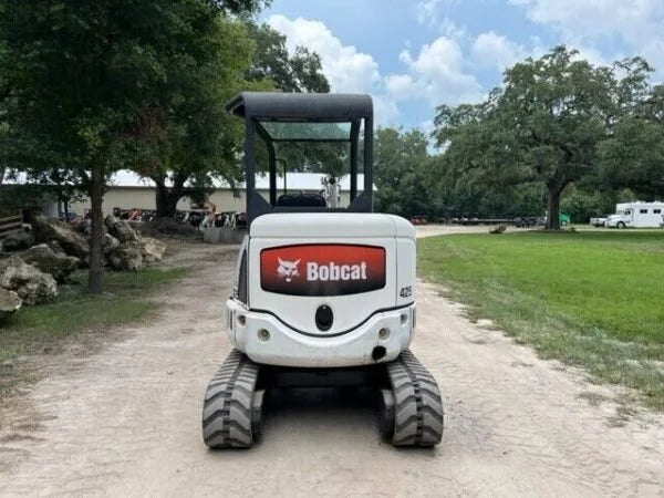 Mini Pelle Bobcat 425G 2,7T + 4 godets