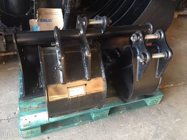 Mini Pelle Bobcat 425G 2,7T + 4 godets