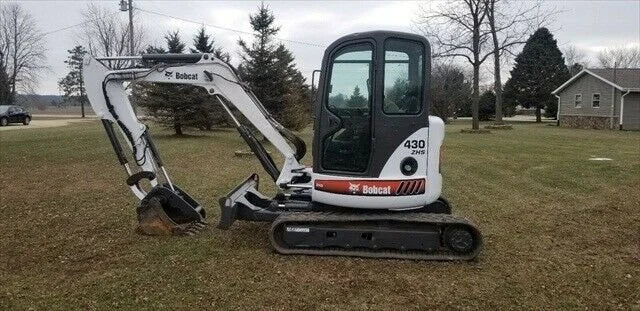 Mini Pelle Bobcat 430 3,5T + 3 godets au choix