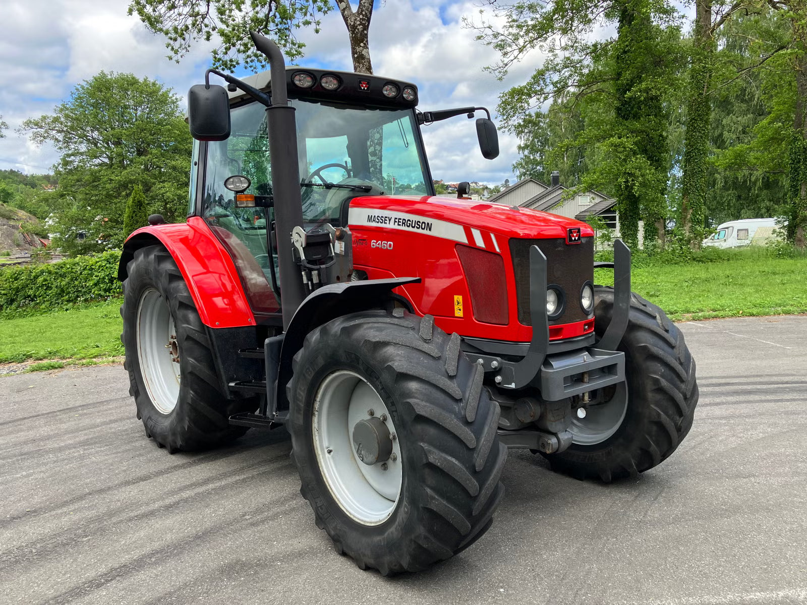 Trator Massey Ferguson 6460 Dyna-6