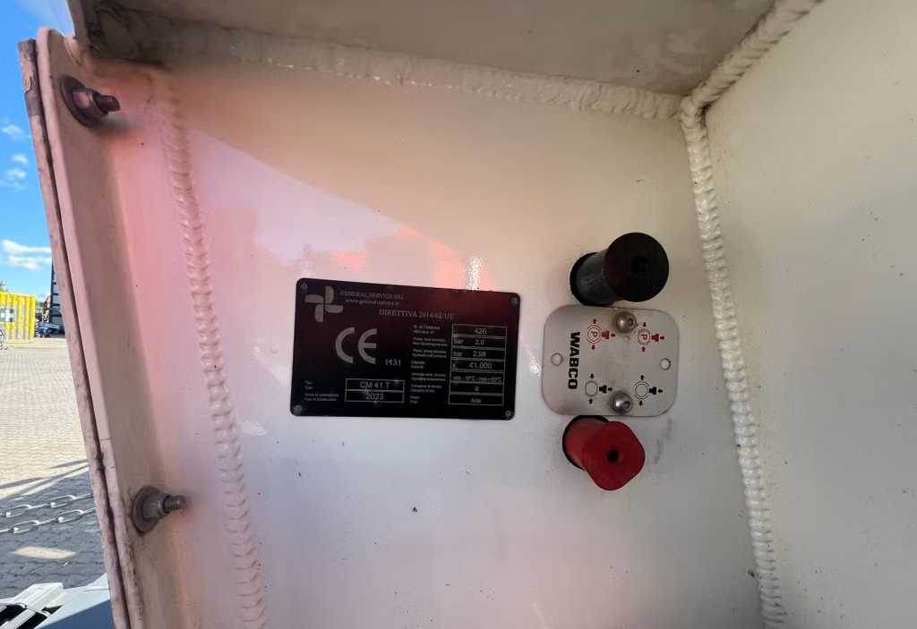 Semi-remorque vrac CMT41N 41 000 litres