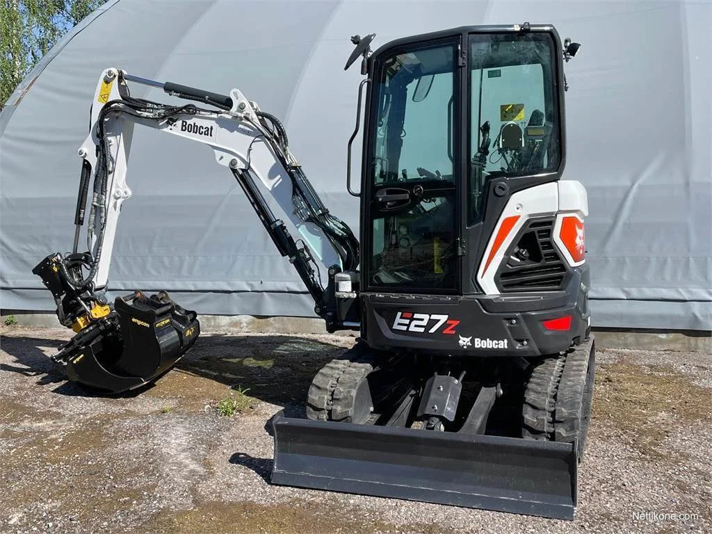 Mini Pelle Bobcat E27Z + Engcon + 4 godets