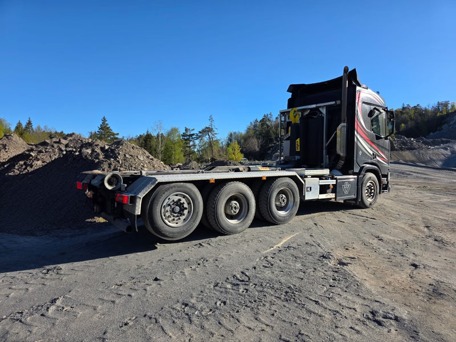 Camion Scania R660 2024 - Levage à crochet Hyva 24 t