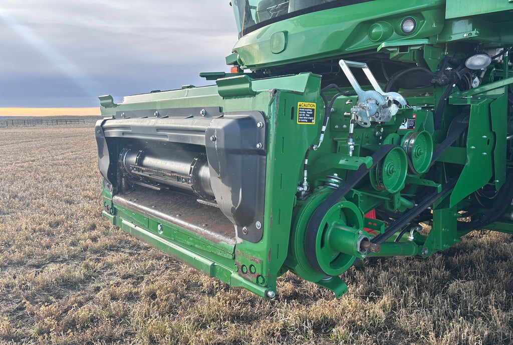 Moissonneuse-batteuse John Deere S770