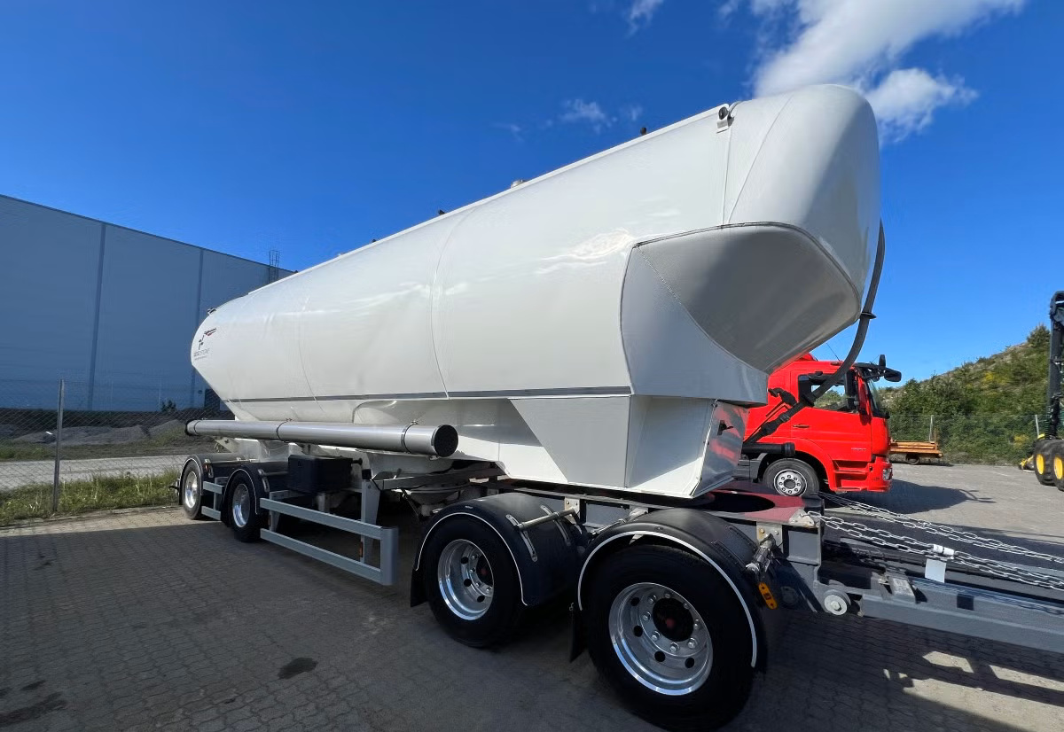 Semi-remorque vrac CMT41N 41 000 litres
