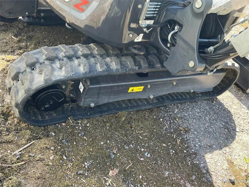 Mini Pelle Bobcat E27Z + Engcon + 4 godets