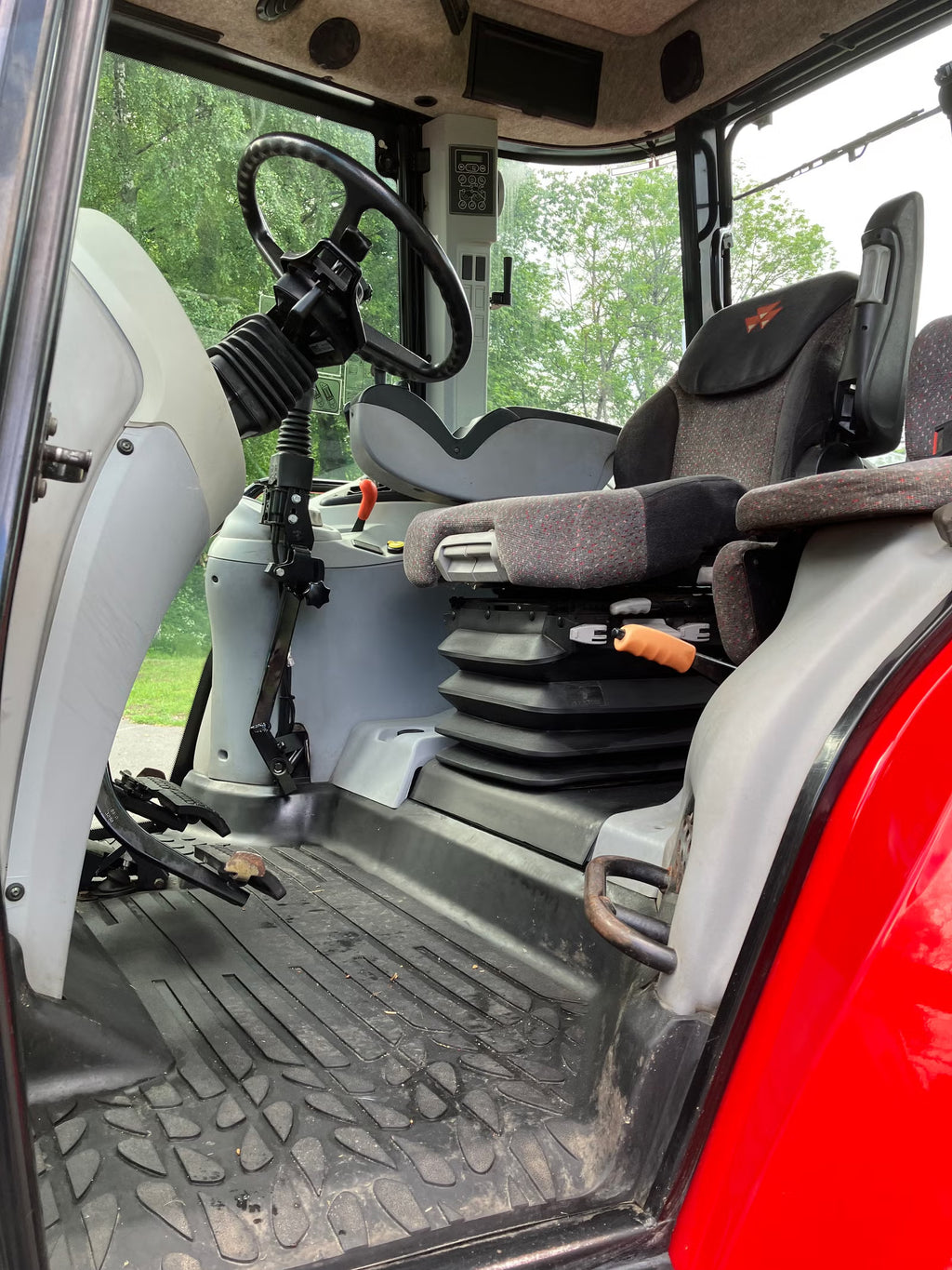 Trator Massey Ferguson 6460 Dyna-6