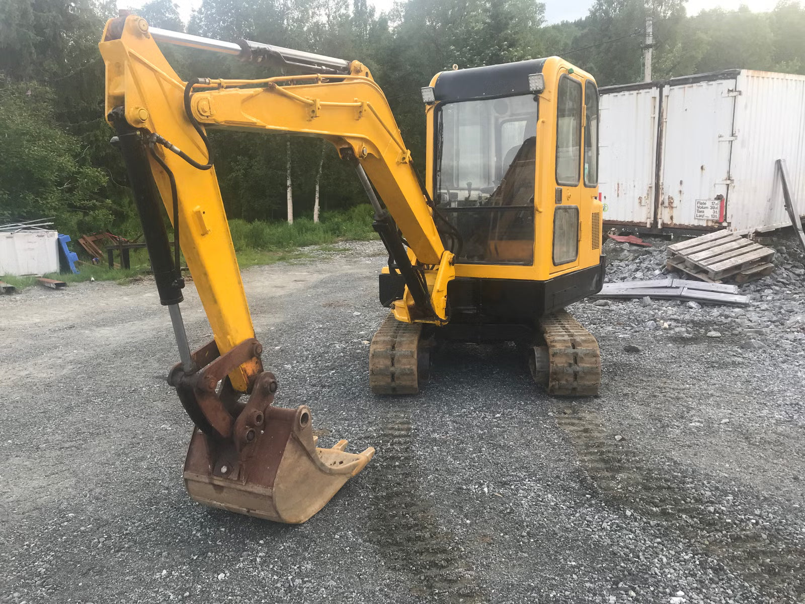 Mini Pelle Hanix H35A