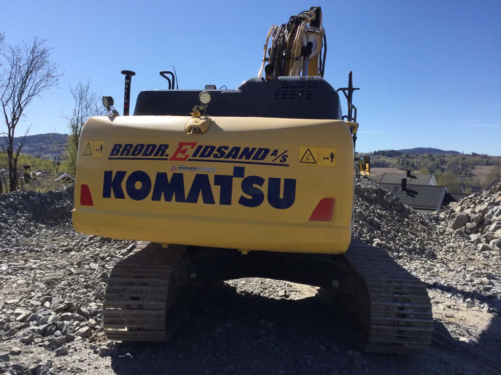 Pelle Komatsu PC240LC-11