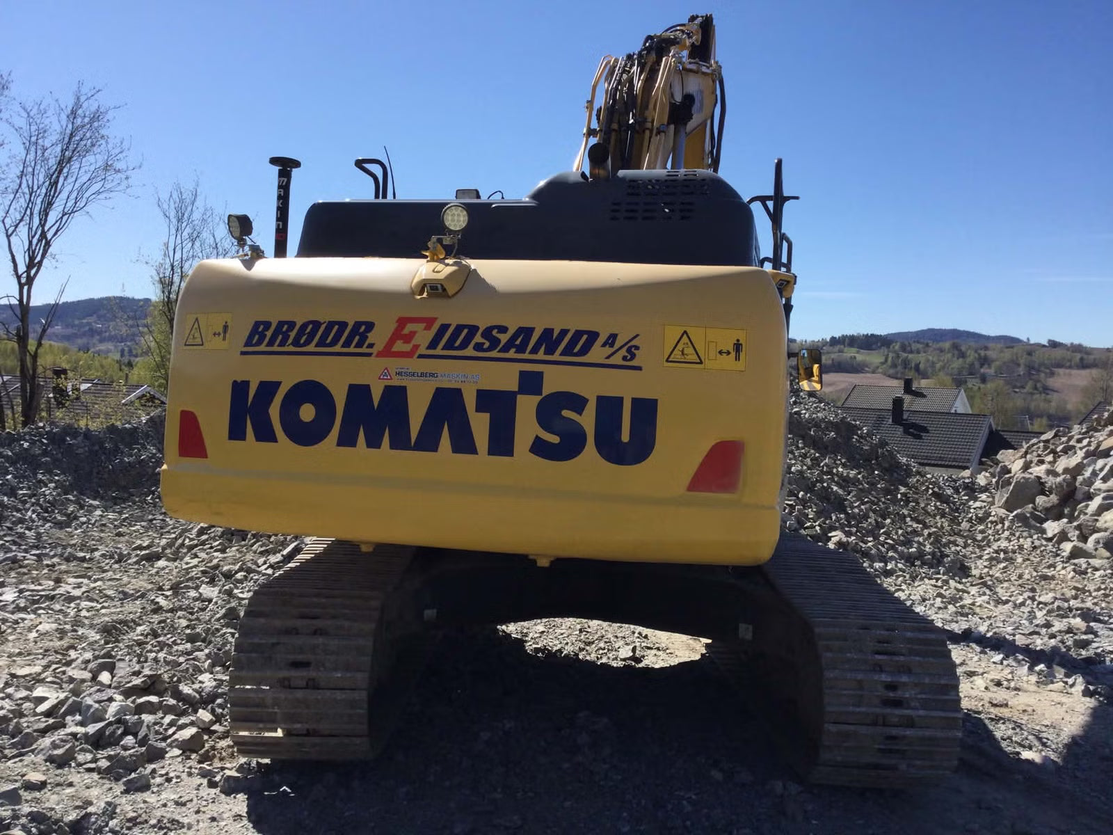 Pelle Komatsu PC240LC-11