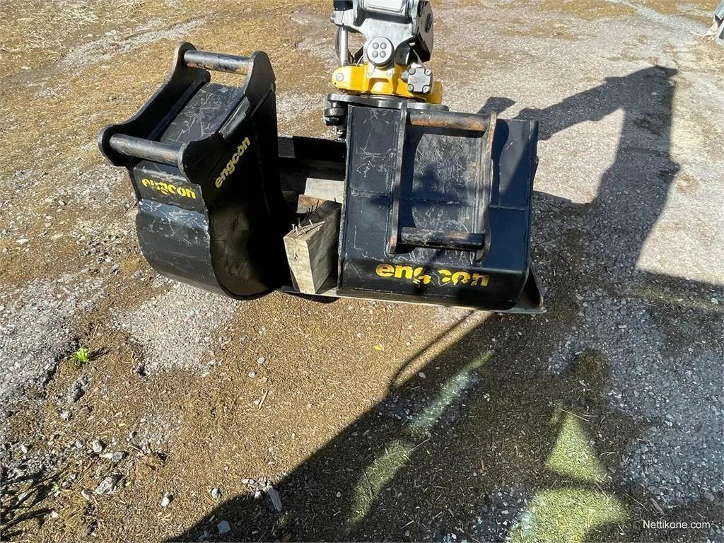 Mini Pelle Bobcat E27Z + Engcon + 4 godets