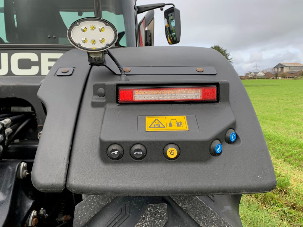 Tracteur JCB 4220