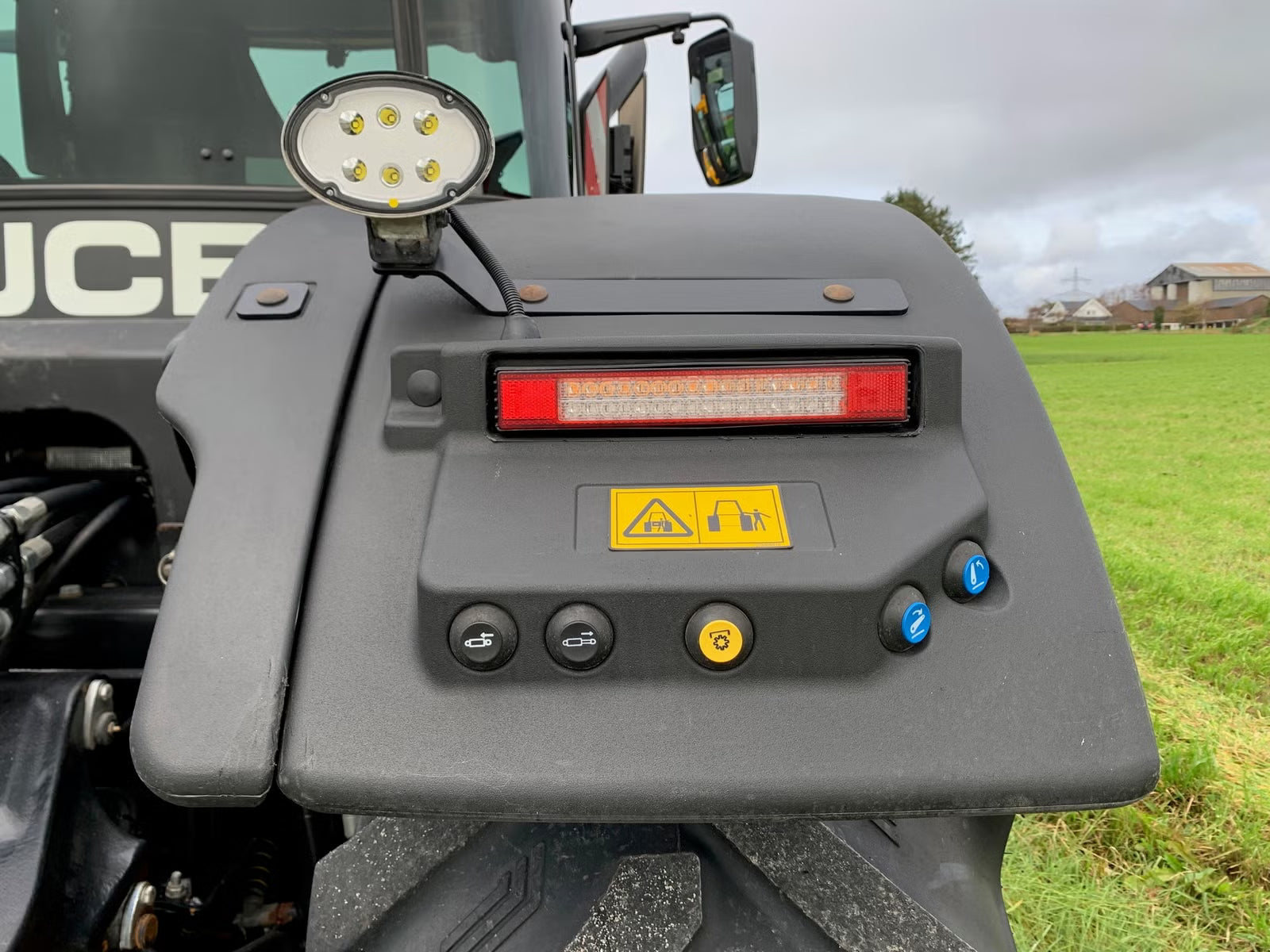 Tracteur JCB 4220