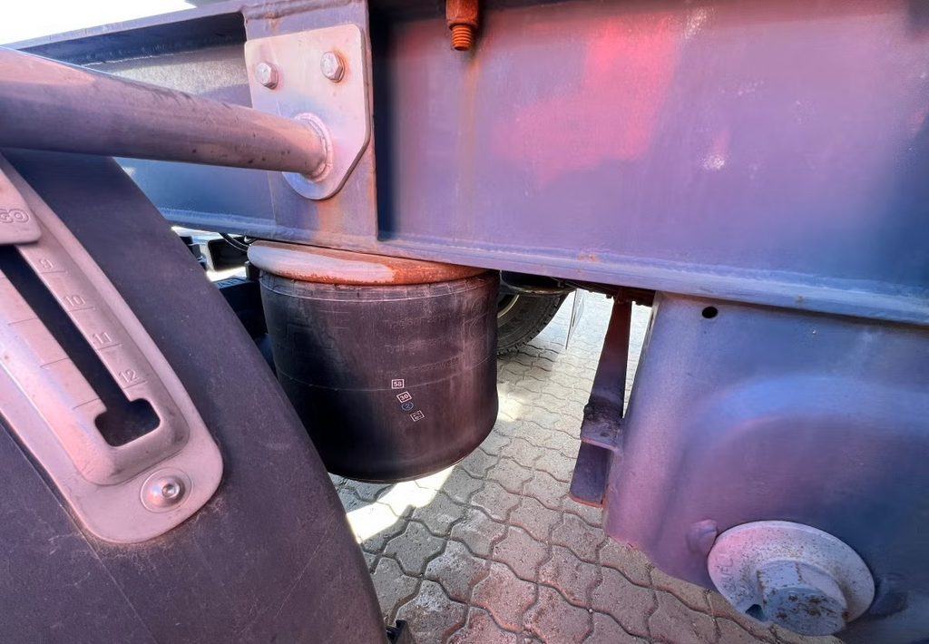 Semi-remorque vrac CMT41N 41 000 litres