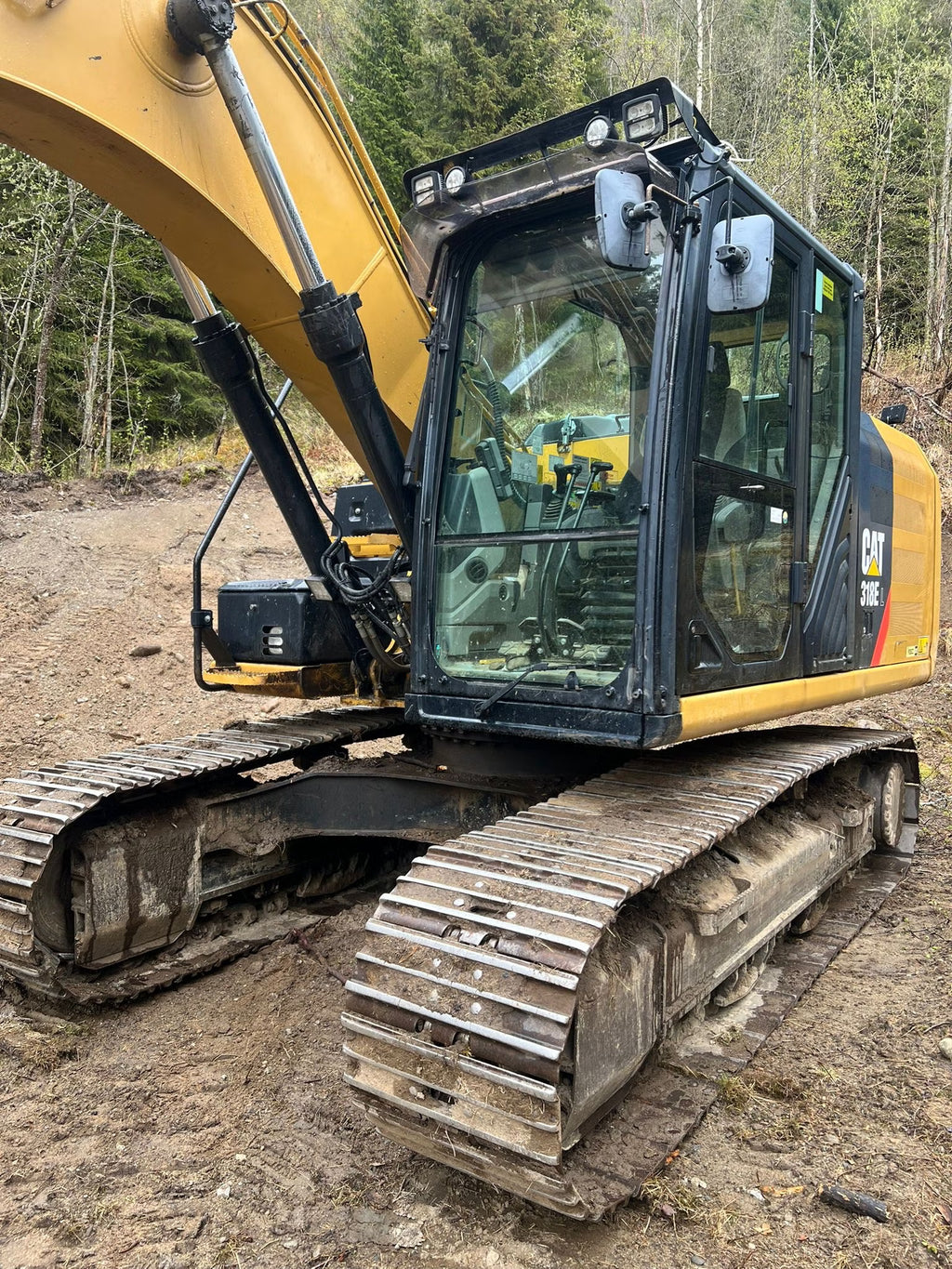 Pelle Cat 318E