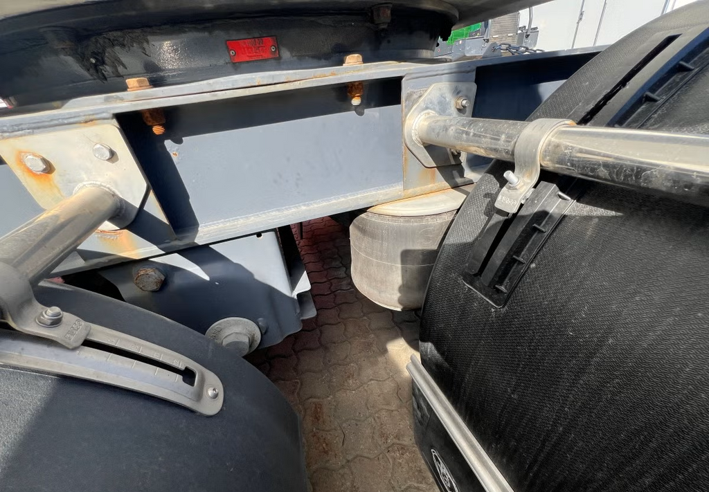 Semi-remorque vrac CMT41N 41 000 litres