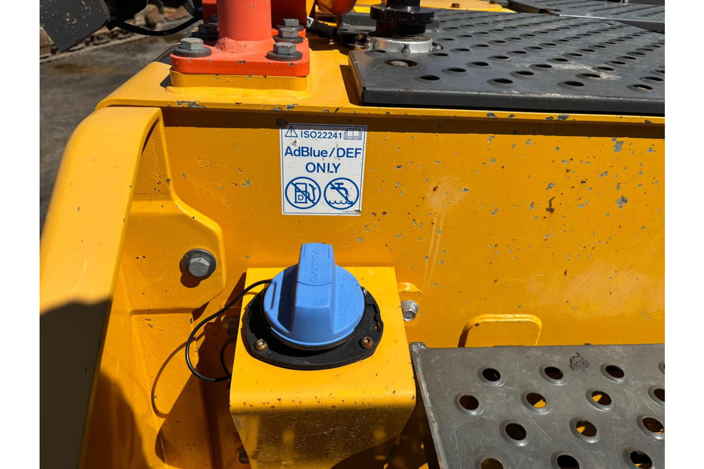 Pelle Volvo EC300EL