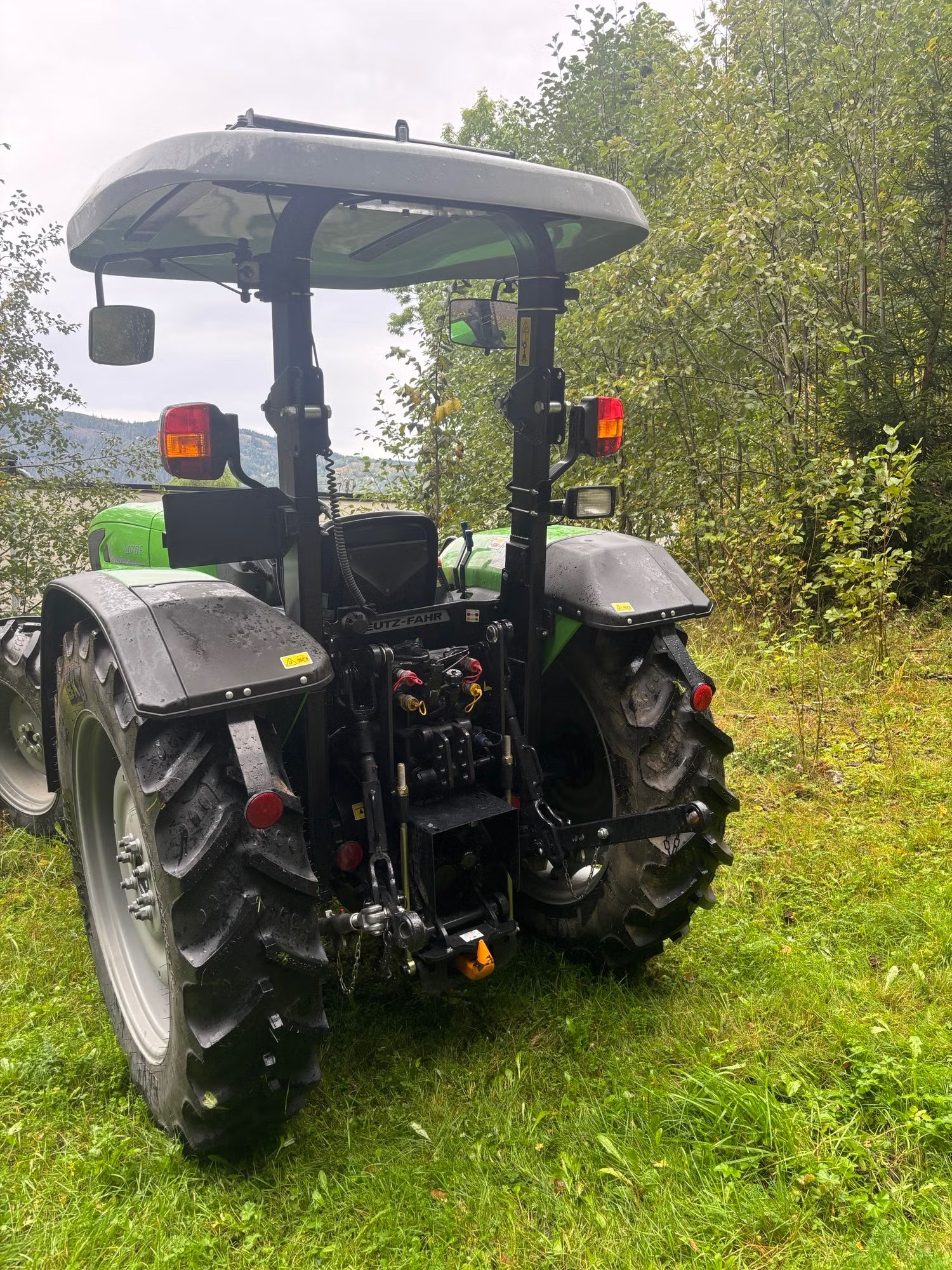 Tracteur Deutz Fahr 4070 E