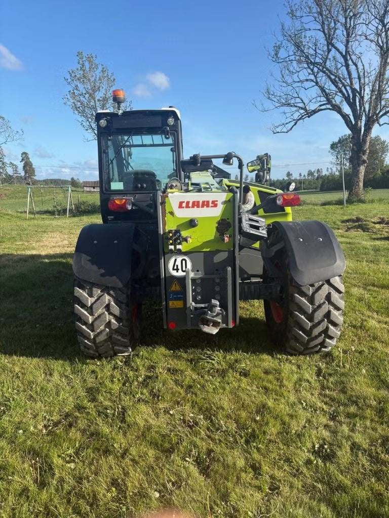 Tracteur CLAAS Scorpion 741 Varipower