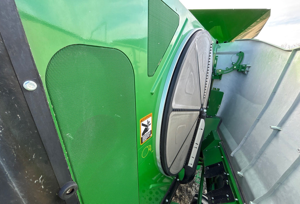 Moissonneuse-batteuse John Deere S770
