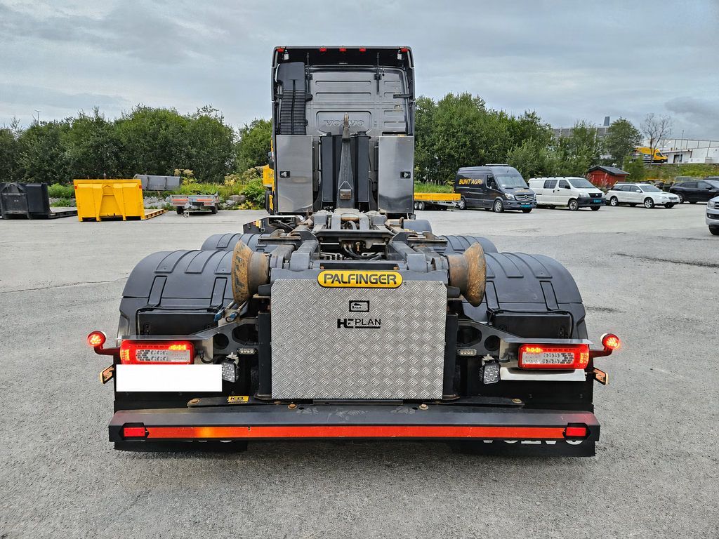 Camion benne Volvo FH13 540