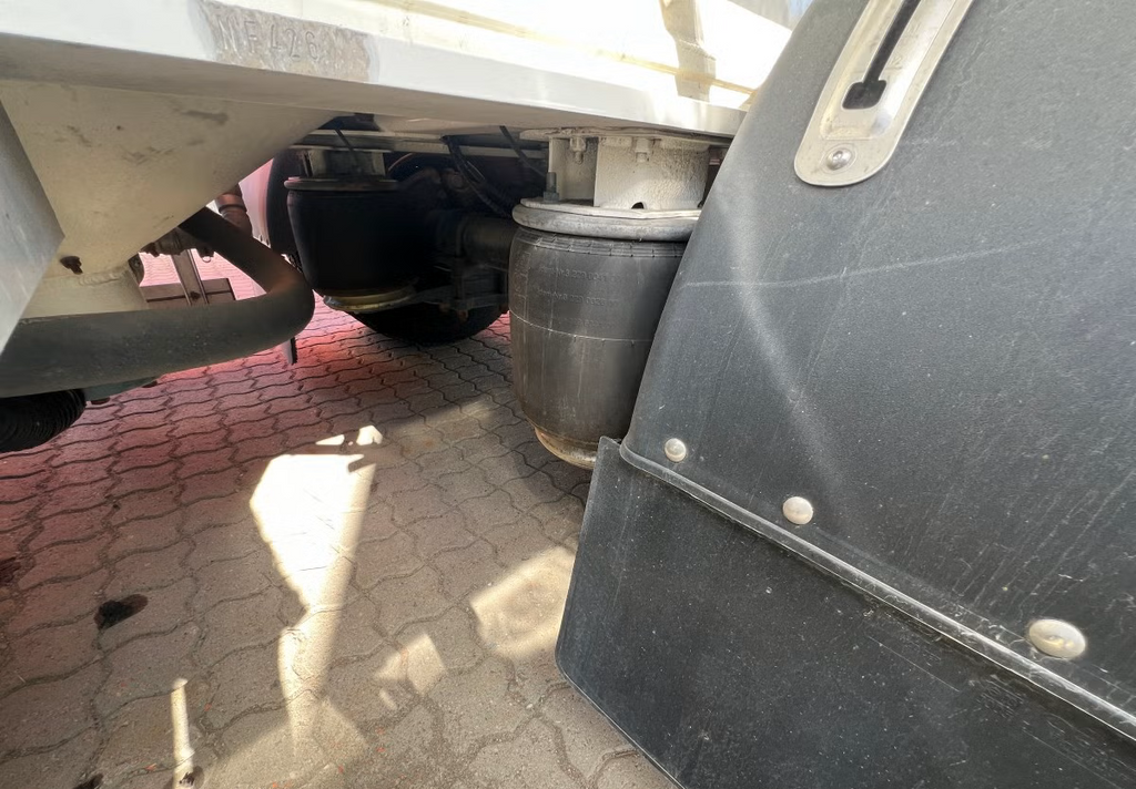 Semi-remorque vrac CMT41N 41 000 litres