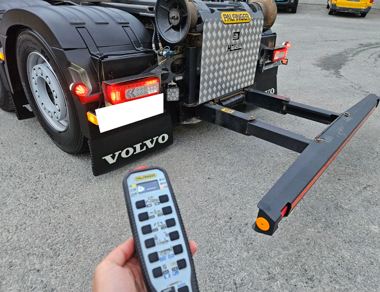 Camion benne Volvo FH13 540