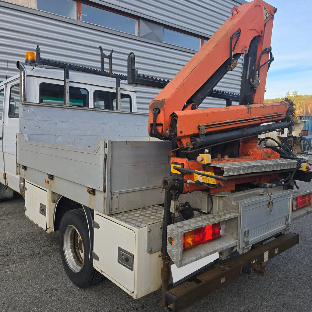 Camion Mercedes-Benz Vario 815D 2003 - Camion-grue 150 ch
