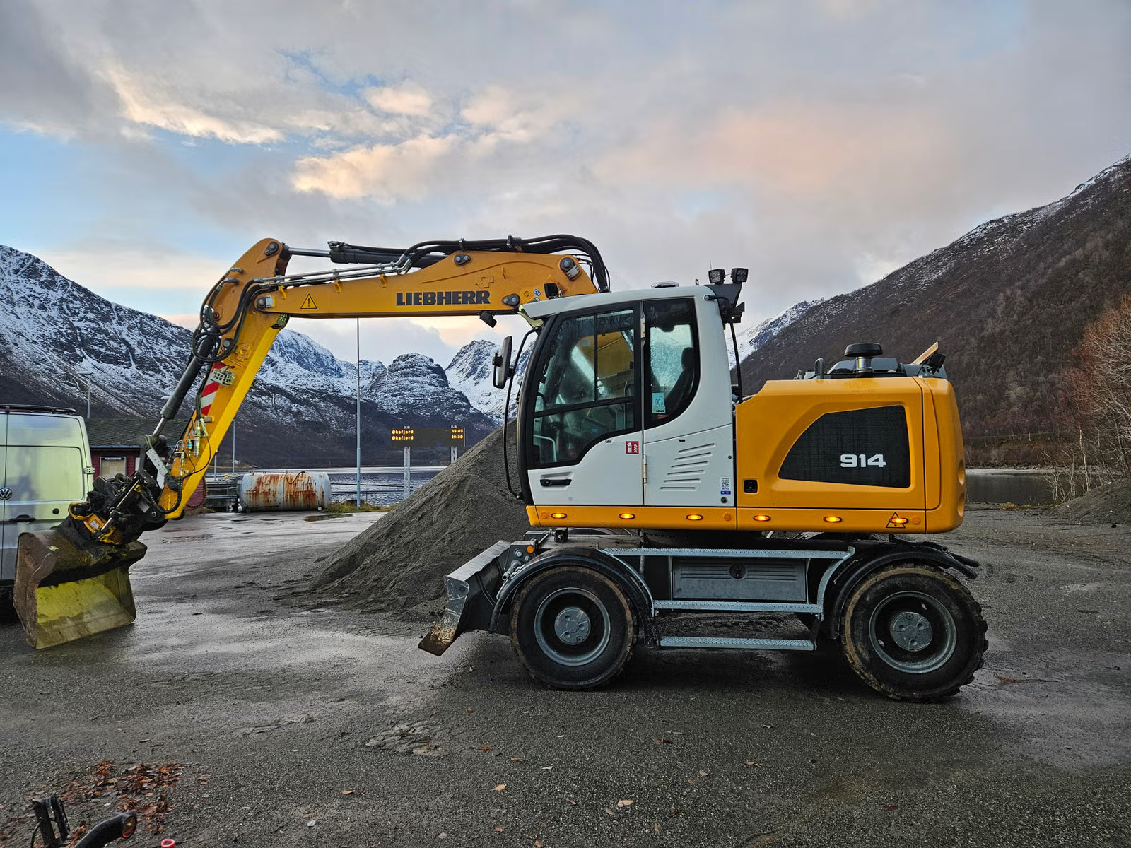 Pelle Liebherr A914