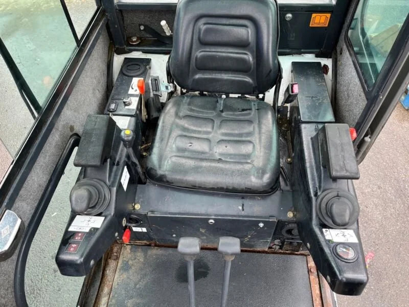 Mini Pelle Bobcat 320 1,6T + 3 godets