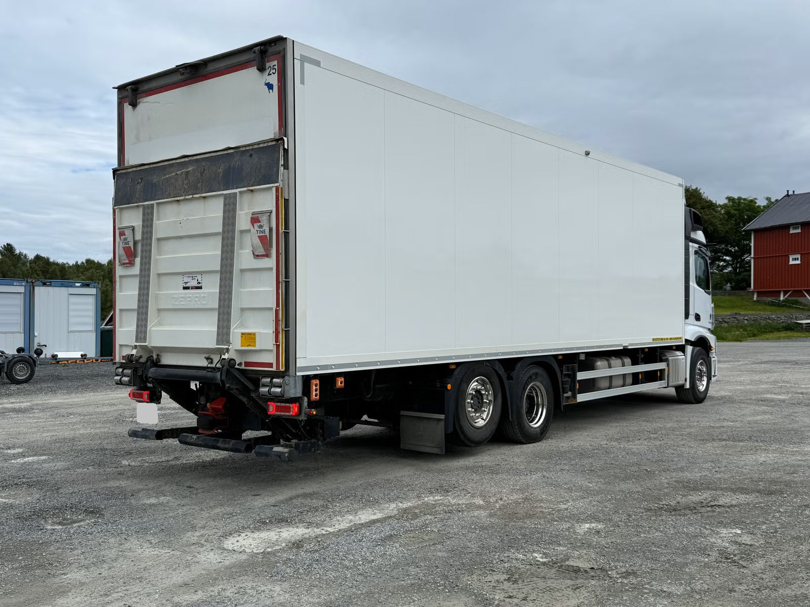 Camion Mercedes-Benz Actros 2553 2021 - Frigorifique Mega 530 ch