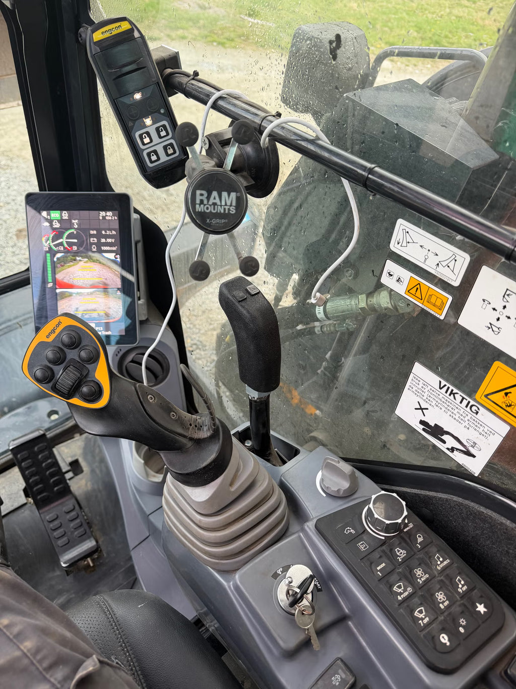Pelle Hitachi ZX95-7