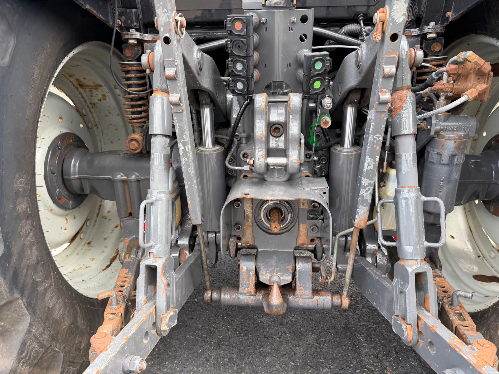 Tracteur Valtra N103