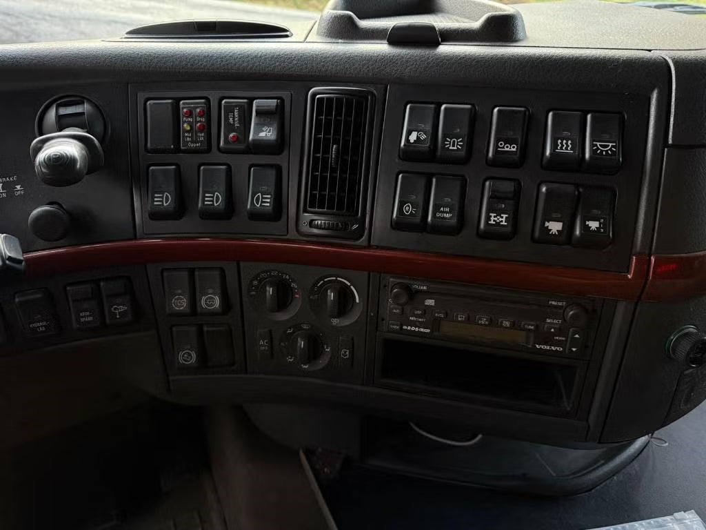 Camion Volvo FH 16 580 2008 - Levage à crochet 580 ch