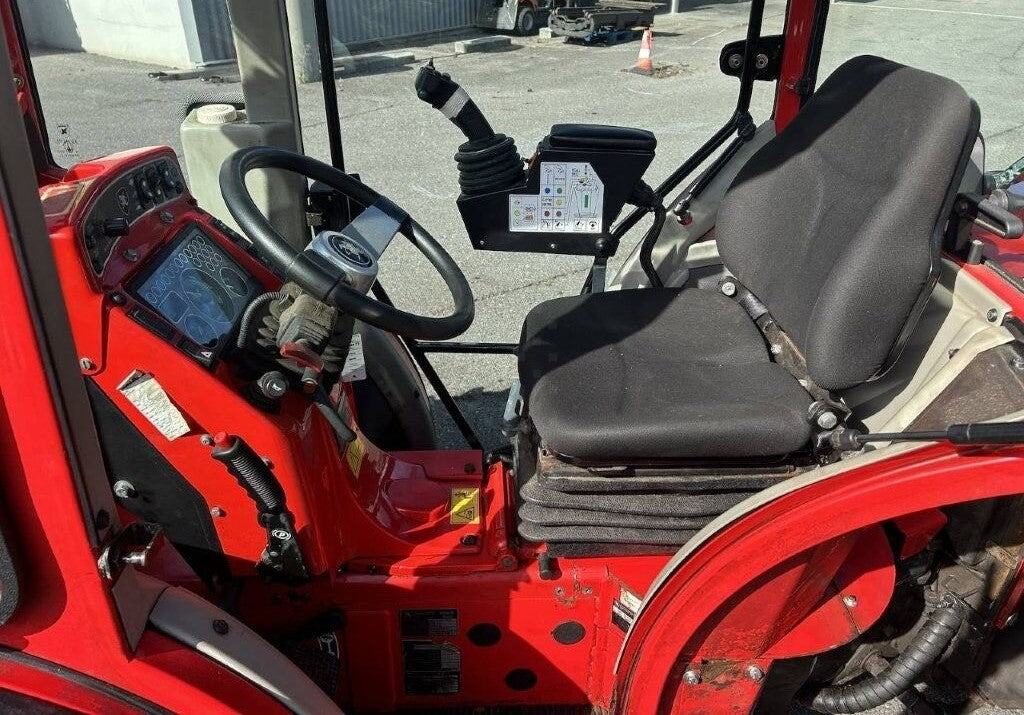 Antonio Carraro SRH 9800 Traktor – 2015 – 1 047 Stunden