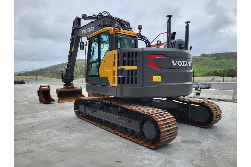 Pelle Volvo ECR235EL