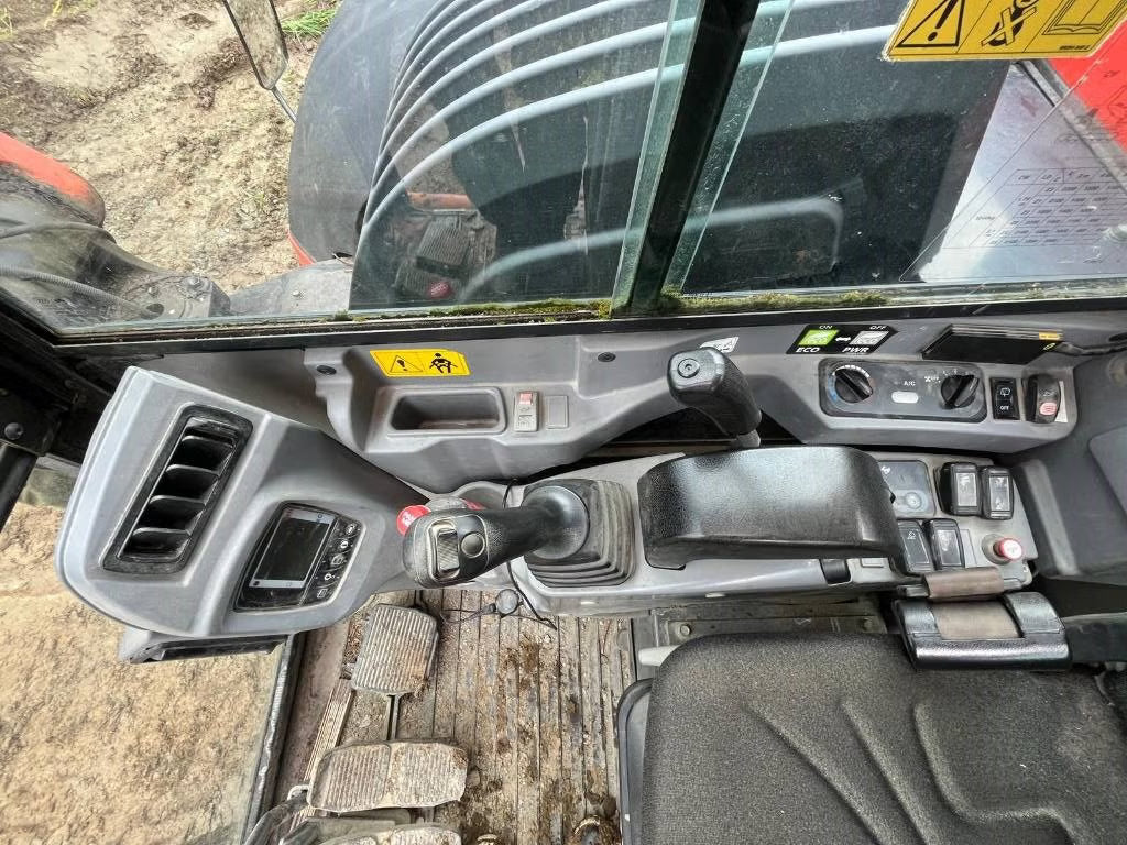 Pelle Kubota KX080-4 CX
