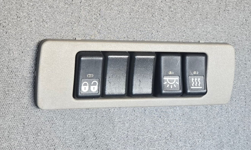 Camion Volvo FM330 4x2 - Ouverture latérale complète