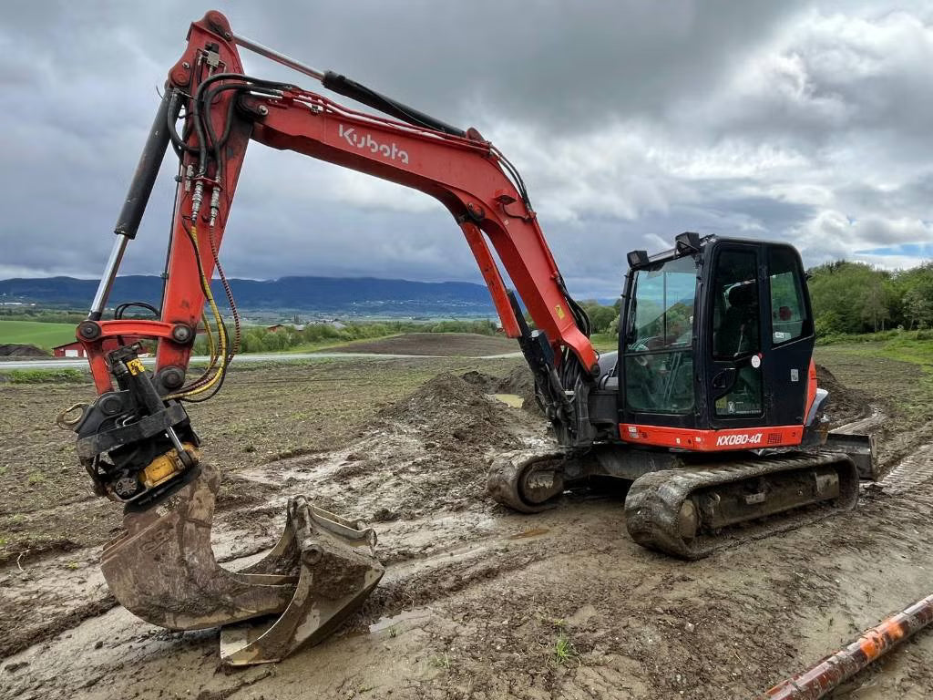 Pelle Kubota KX080-4 CX