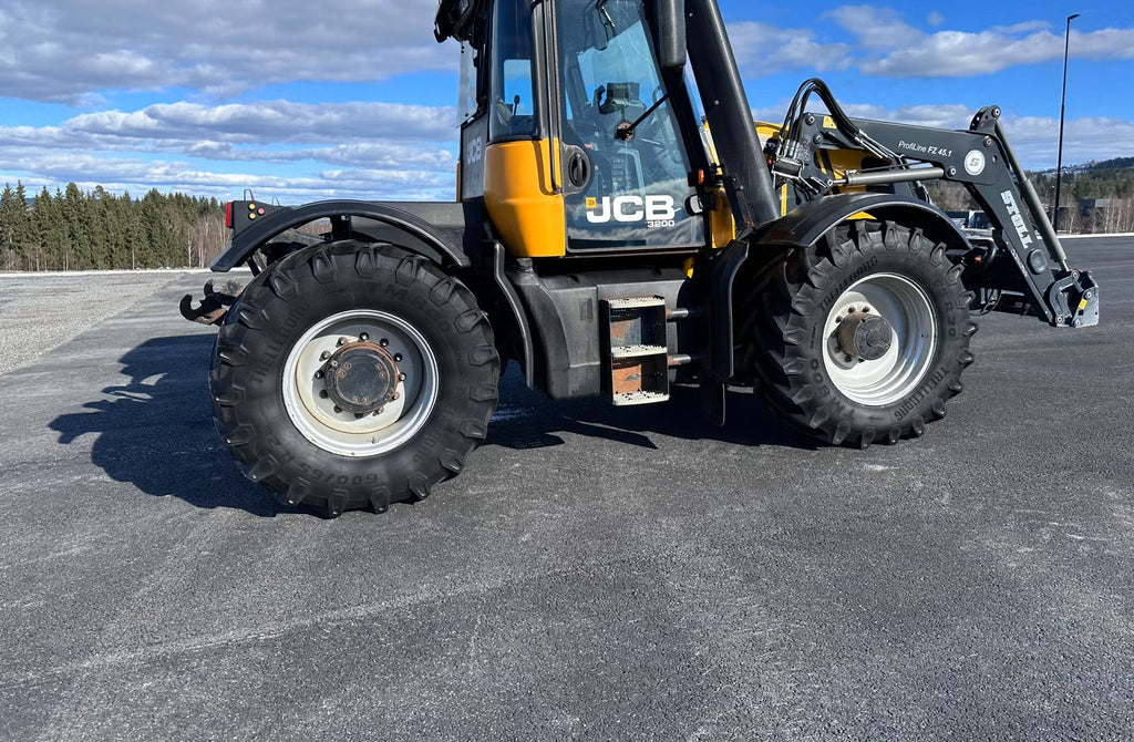 Trator JCB 3200 Fastrac